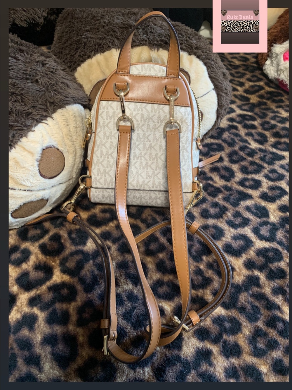 🤍🤎Michael Kors Cream Mini Logo Backpack with Tan Trim - Picture 4 of 7